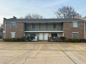 5930 Orleans Pl in Alexandria, LA - Building Photo