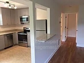 910 Stonehenge Ave in Charlottesville, VA - Building Photo - Building Photo