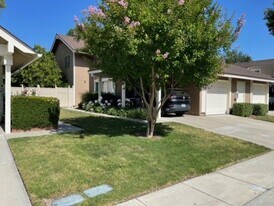 6828 Ponce Ave in Los Angeles, CA - Building Photo