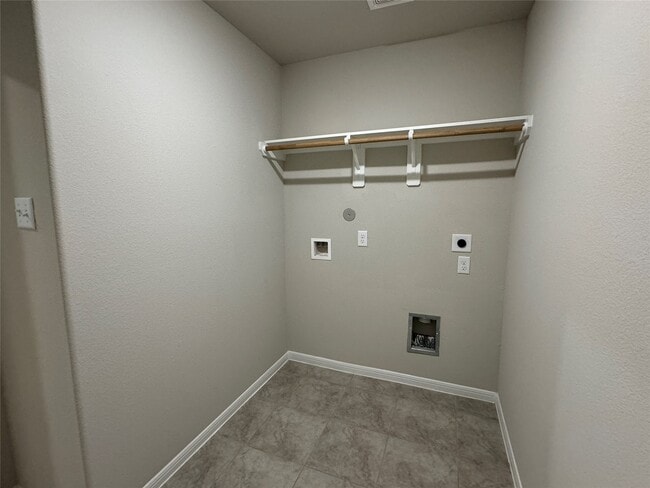 property at 1436 Sundown Gln Ln