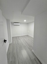 132 Roosevelt Ave in Valley Stream, NY - Building Photo - Building Photo