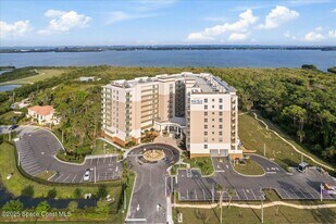 131 S Courtenay Pkwy in Merritt Island, FL - Building Photo