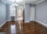 2822 E Chase St photo'