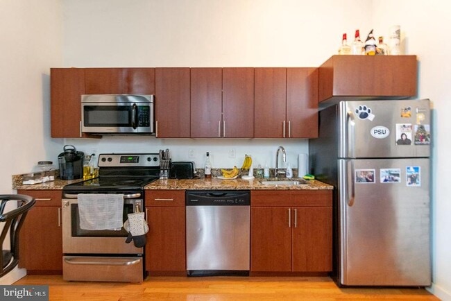 4 Leverington Ave in Philadelphia, PA - Building Photo - Building Photo