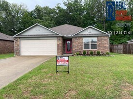 2064 Fern Valley Dr in Alexander, AR - Building Photo