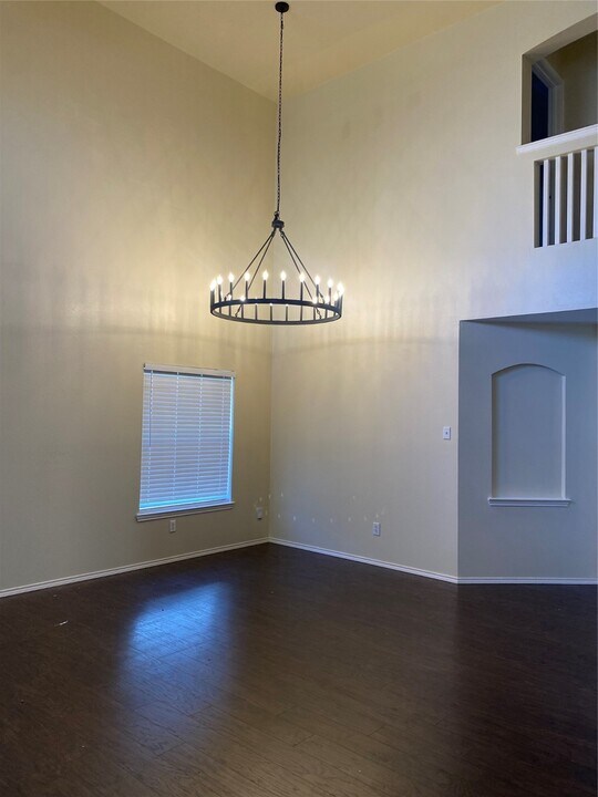 16631 Spring Glade Dr in Cypress, TX - Building Photo