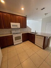 1335 Shallcross Ave in Orlando, FL - Building Photo - Building Photo