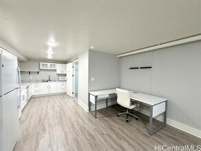 803 Waimanu St in Honolulu, HI - Building Photo - Building Photo