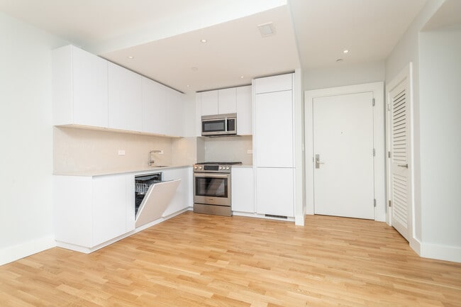 property at 1410 Columbia Rd