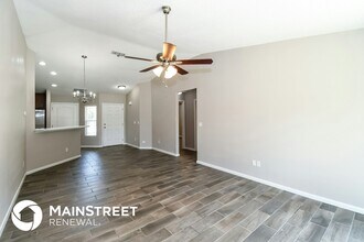 6389 Rolling Tree Street in Jacksonville, FL - Building Photo - Building Photo