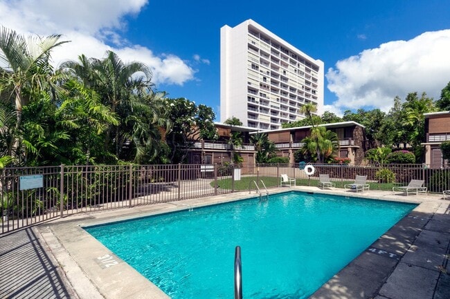 property at 1700 Makiki St