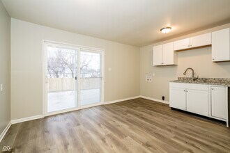 2902 Dawson St in Indianapolis, IN - Building Photo - Building Photo