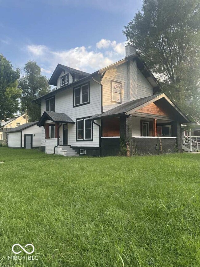 1135 Fairfield Ave in Indianapolis, IN - Building Photo - Building Photo