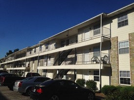 Dexter Villa Apartments