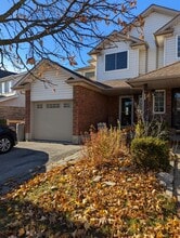 56 Chesterton Ln in Guelph, ON - Building Photo - Building Photo