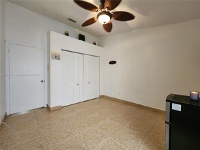 17973 SW 13th St-Unit -1 in Pembroke Pines, FL - Building Photo - Building Photo