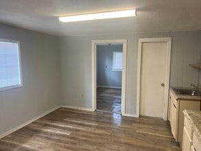1302 Southern Ave in Hattiesburg, MS - Building Photo - Building Photo