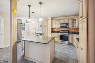 49 Madison Ave in Summit, NJ - Building Photo - Building Photo