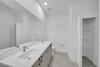 3715 Sunset Rd in Lehigh Acres, FL - Building Photo - Building Photo
