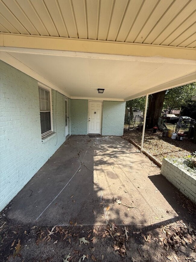 2714 Green Oaks Dr in Montgomery, AL - Building Photo - Building Photo