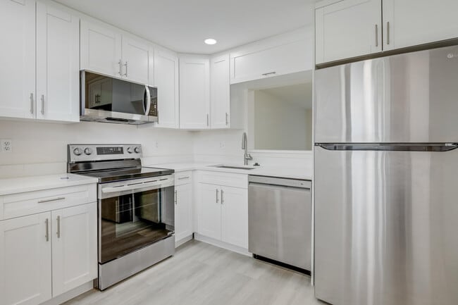 property at 3595 Birdie Dr