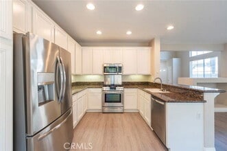 7676 Park Bay Dr in Huntington Beach, CA - Building Photo - Building Photo