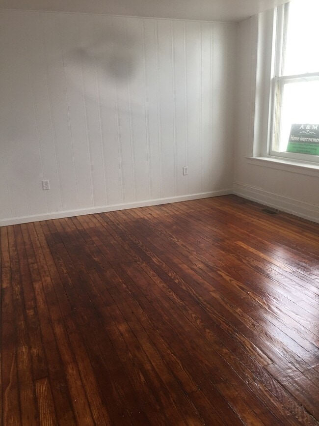 property at 152 W King St