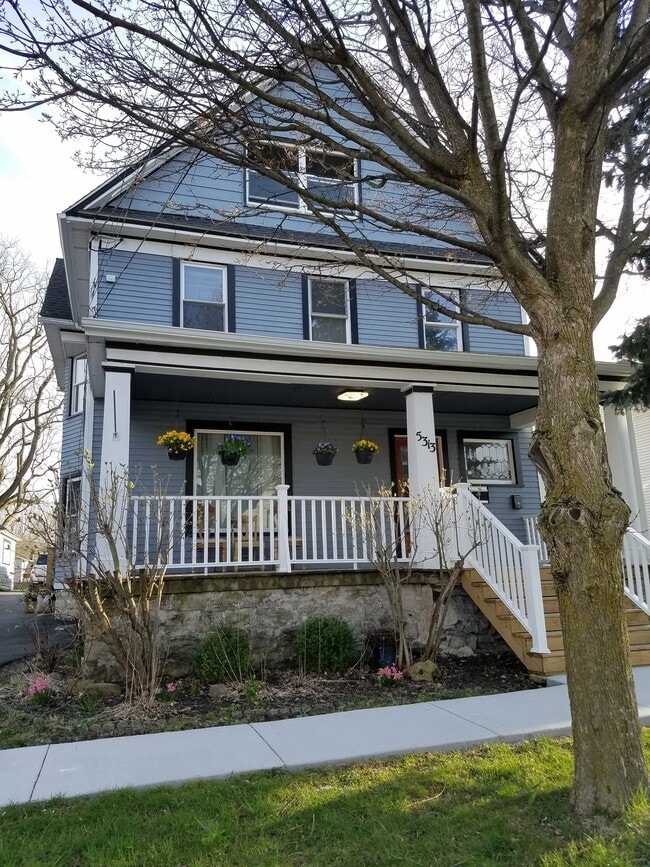 5313 Broadway, Unit 1