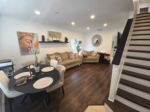429 Wilton Cir in Sanford, FL - Building Photo - Building Photo