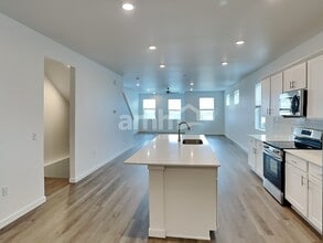 26147 E Calhoun Pl in Aurora, CO - Building Photo - Building Photo