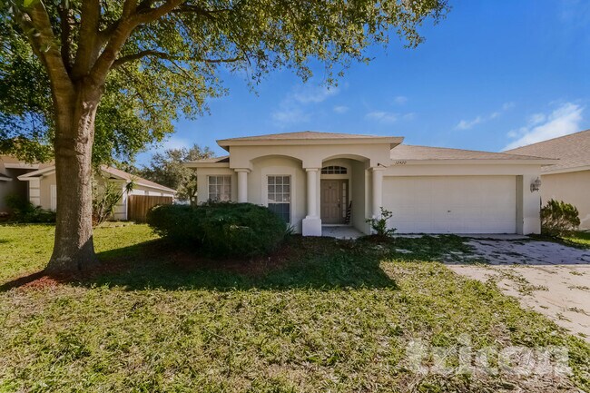 property at 12420 Tree Pointe Ct