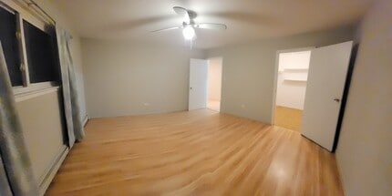 8901 N Western Ave in Des Plaines, IL - Building Photo - Building Photo