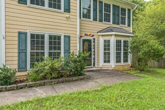 6611 Barry Whitaker Pl in Mint Hill, NC - Building Photo - Building Photo