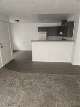 1954 Nebula Dr in Las Vegas, NV - Building Photo - Building Photo