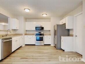 9045 Centenary Ct in Indianapolis, IN - Building Photo - Building Photo