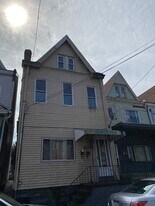237 Ella St in Pittsburgh, PA - Building Photo