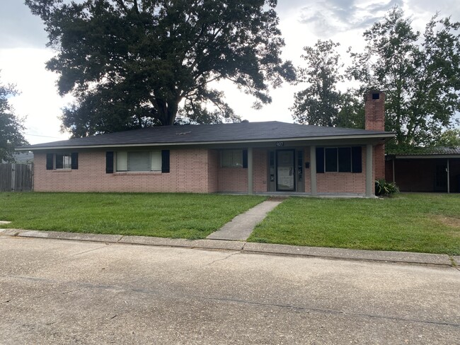 property at 407 N Morton St