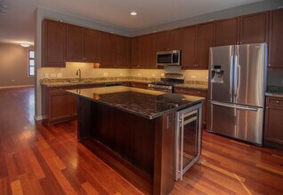 1152 N Cleveland Ave in Chicago, IL - Building Photo - Building Photo