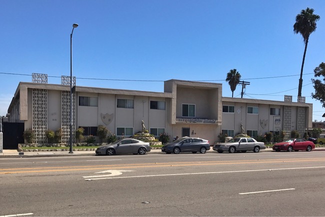 Golden Shield Apartments in Torrance, CA - Building Photo - Building Photo