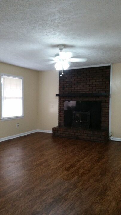 46 Pine Ct in Dallas, GA - Building Photo