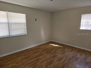 503 Lewis St in Fruitland Park, FL - Building Photo - Building Photo