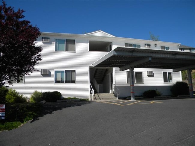 450 NW Parr Dr, Unit 2