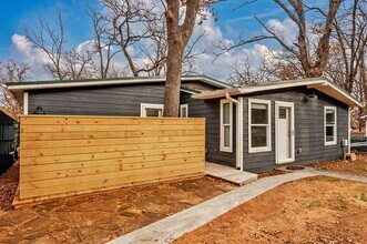 269 Sherman Dr in Pottsboro, TX - Building Photo - Building Photo