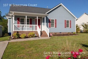 107 W Sebastian Ct in Mebane, NC - Building Photo