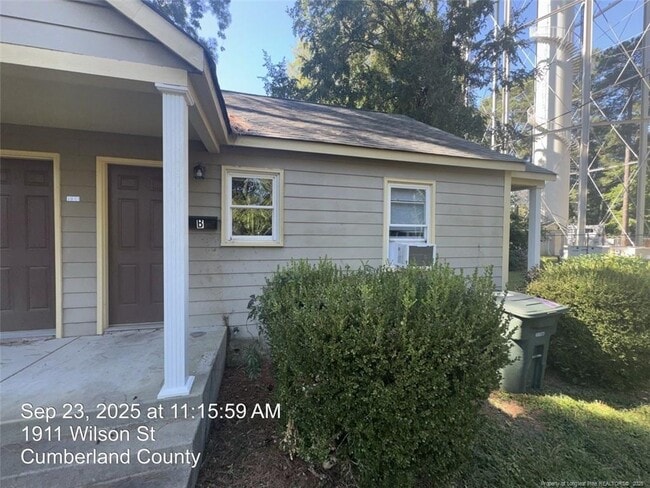 property at 1911 Wilson St
