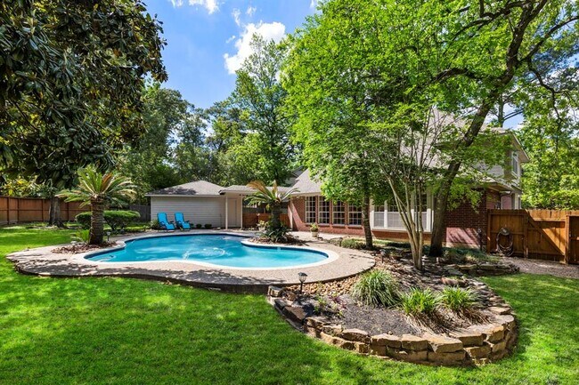 property at 7 Tamarind Pl
