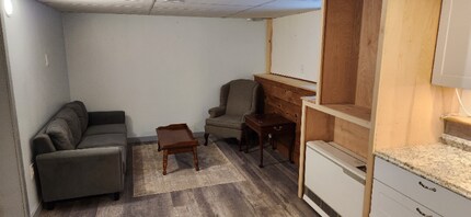 7 Washington Turnpike in Chelsea, VT - Building Photo - Building Photo