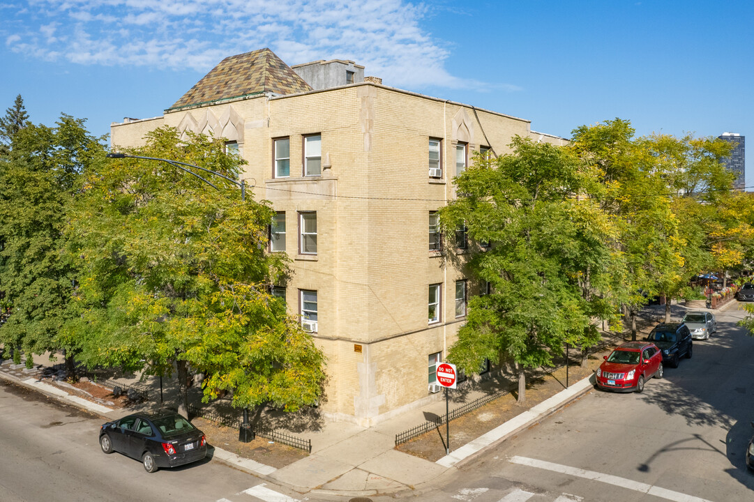 5301 N Ashland Ave in Chicago, IL - Building Photo