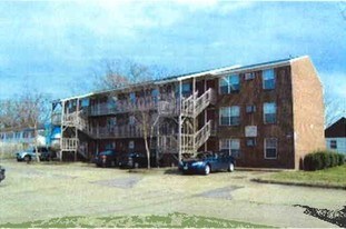 Alexis II Apartments in Norfolk, VA - Building Photo