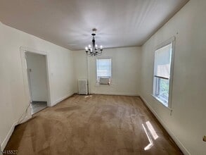 196 Mt Kemble Ave in Morristown, NJ - Building Photo - Building Photo